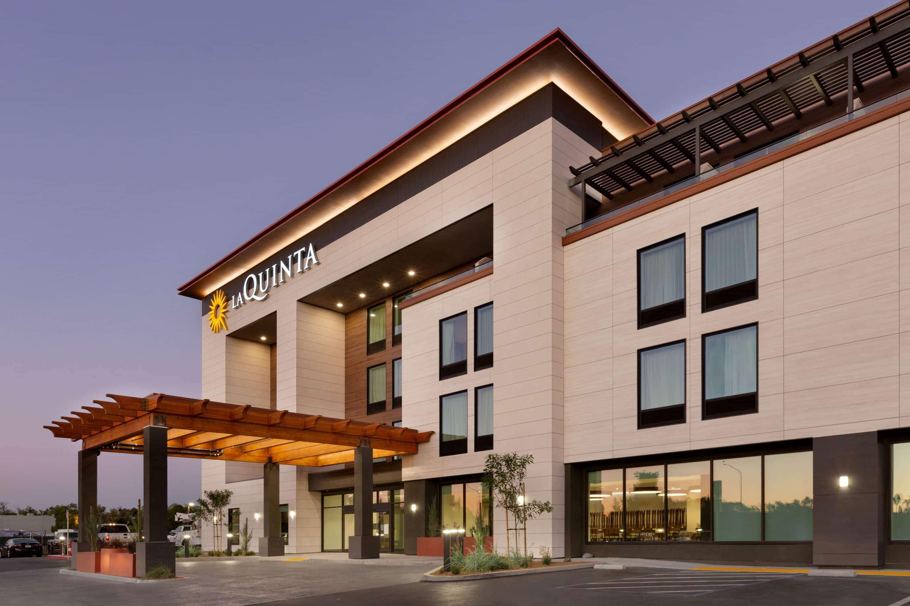 La Quinta Inn & Suites By Wyndham Santa Rosa Sonoma Exterior foto